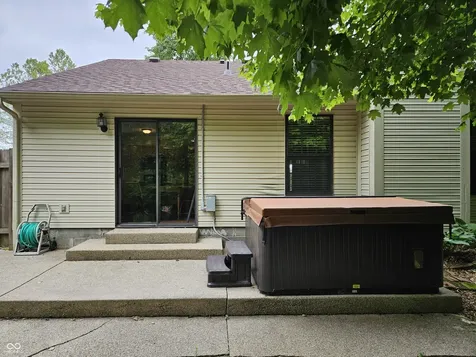8031 Cherrybark Drive Indianapolis IN 46236