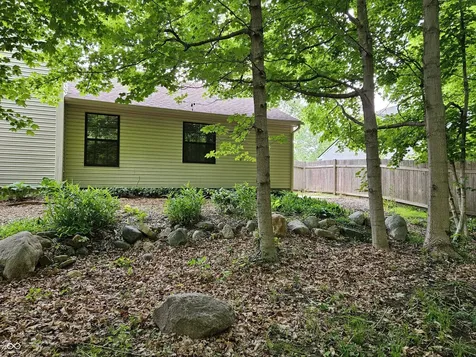8031 Cherrybark Drive Indianapolis IN 46236