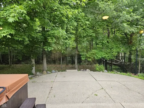 8031 Cherrybark Drive Indianapolis IN 46236