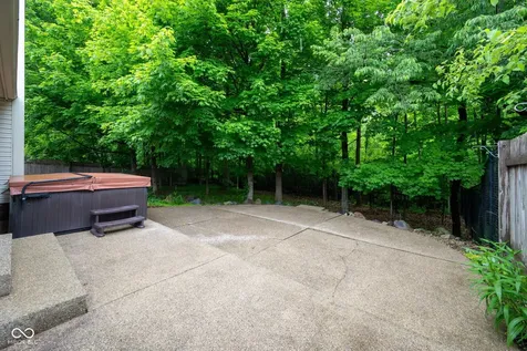 8031 Cherrybark Drive Indianapolis IN 46236