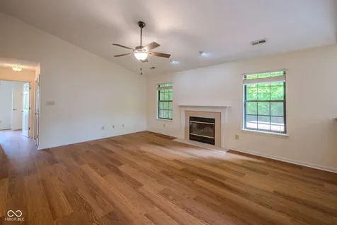 8031 Cherrybark Drive Indianapolis IN 46236