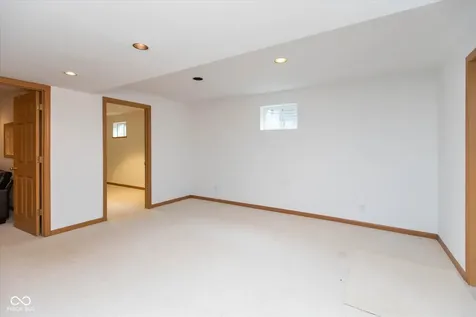 13888 Dearborn Circle Fishers IN 46038