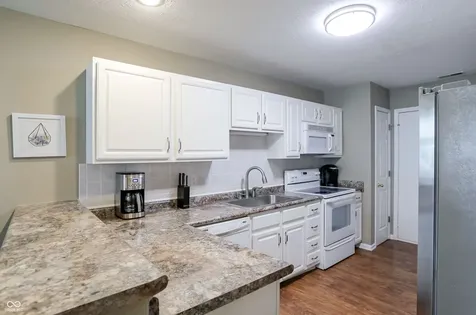 4726 Bridgefield Drive Indianapolis IN 46254