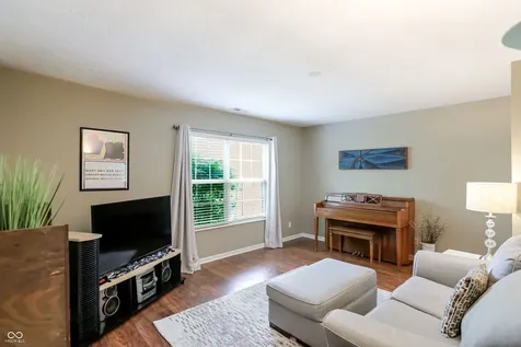 4726 Bridgefield Drive Indianapolis IN 46254