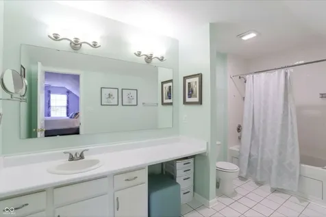 4726 Bridgefield Drive Indianapolis IN 46254
