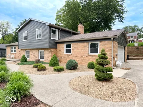 1106 Fairfield Drive Shelbyville IN 46176