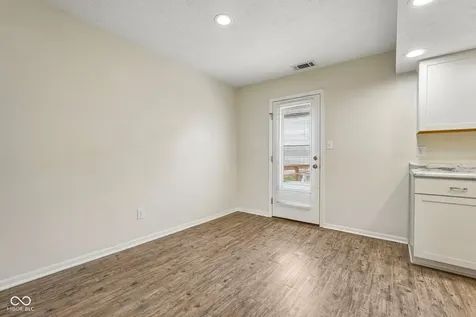 525 Paradise Way E Greenwood IN 46143