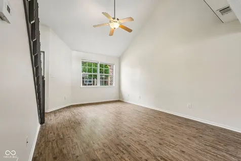 525 Paradise Way E Greenwood IN 46143