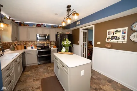 2542 Gadwall Circle Indianapolis IN 46234