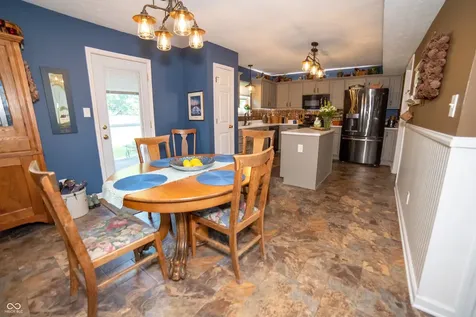 2542 Gadwall Circle Indianapolis IN 46234