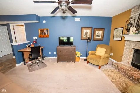 2542 Gadwall Circle Indianapolis IN 46234