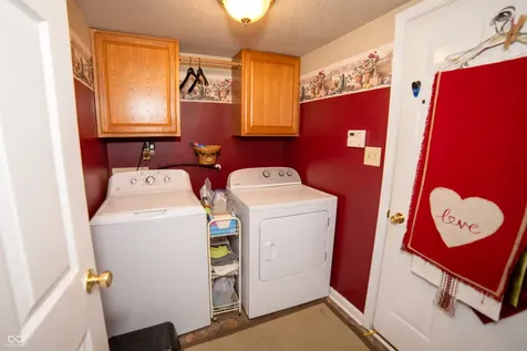 2542 Gadwall Circle Indianapolis IN 46234