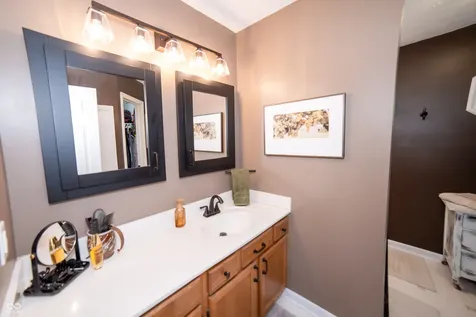 2542 Gadwall Circle Indianapolis IN 46234
