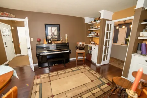 2542 Gadwall Circle Indianapolis IN 46234
