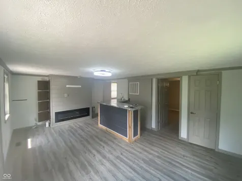 5018 Mecca Street Indianapolis IN 46241