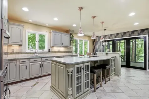 8131 Bounty Court Indianapolis IN 46236