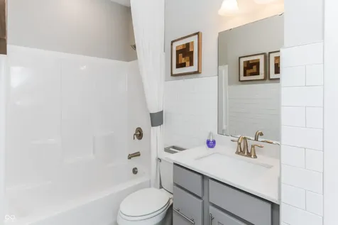 9347 Devonshire Way Mccordsville IN 46055