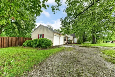 8655 N College Avenue Indianapolis IN 46240