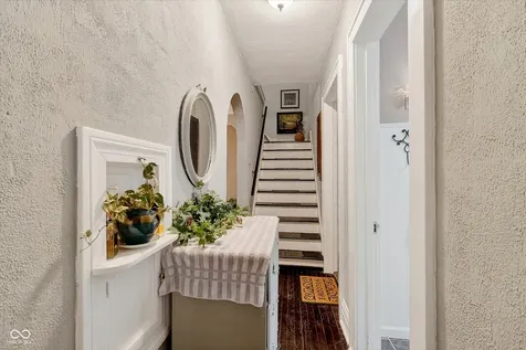 1819 Hst W 10th Street Anderson IN 46016