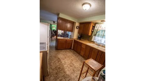 56130 Oak Road South Bend IN 46619