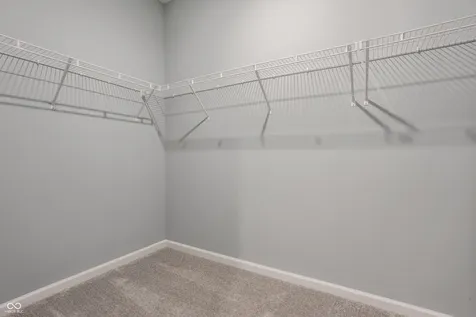 4842 Waterline Street Mccordsville IN 46055