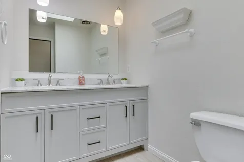 703 Hillcrest Drive Greenwood IN 46142