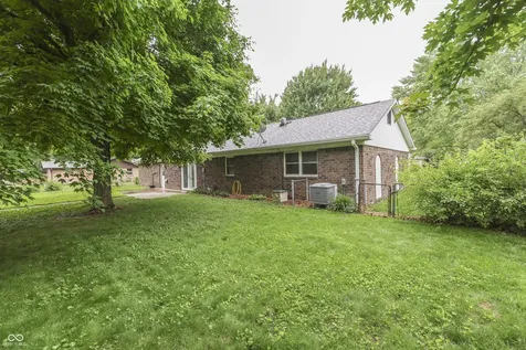 703 Hillcrest Drive Greenwood IN 46142
