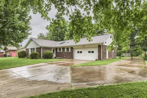 703 Hillcrest Drive Greenwood IN 46142