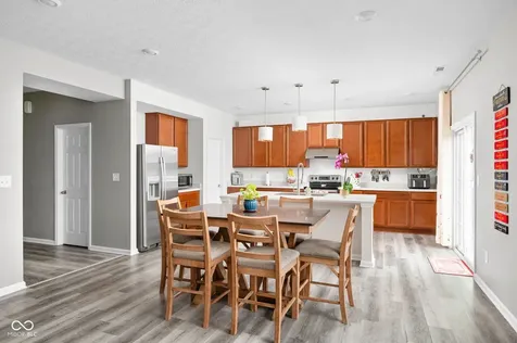 5319 Maywood Drive Whitestown IN 46075