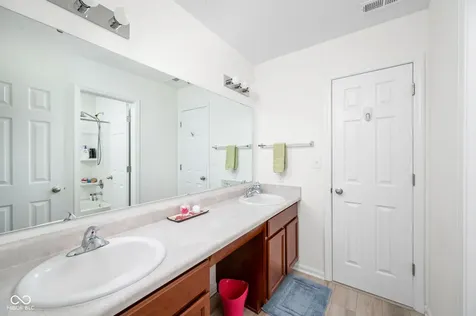 5319 Maywood Drive Whitestown IN 46075