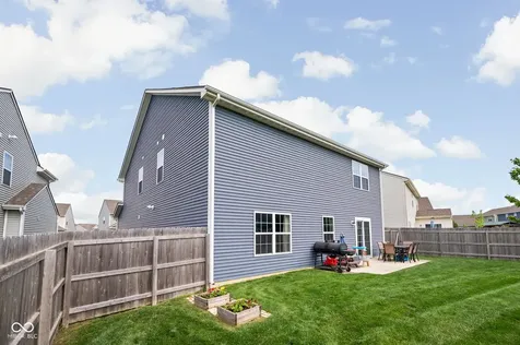 5319 Maywood Drive Whitestown IN 46075