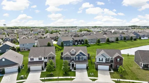 5319 Maywood Drive Whitestown IN 46075