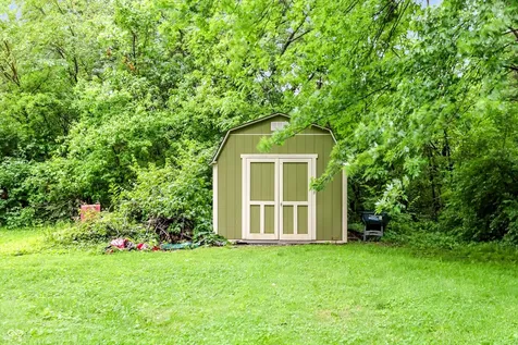 734 N Peterman Road Greenwood IN 46142