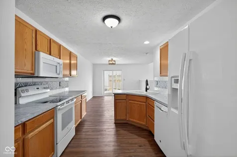 612 Cembra Drive Greenwood IN 46143