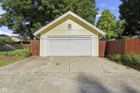 5531 Carrollton Avenue Indianapolis IN 46220