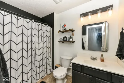 15378 Royal Grove Court Noblesville IN 46060