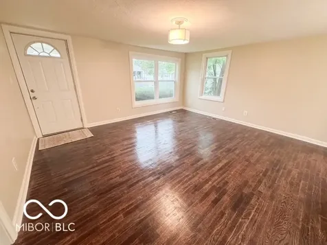 318 Louise Avenue Crawfordsville IN 47933