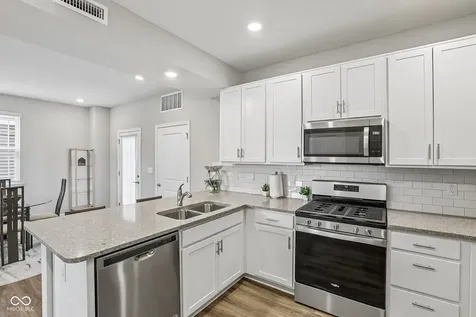 2739 Maricopa Boulevard Whitestown IN 46075