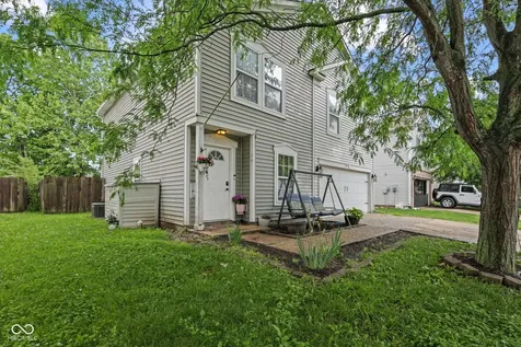 1179 N Aberdeen Drive Franklin IN 46131