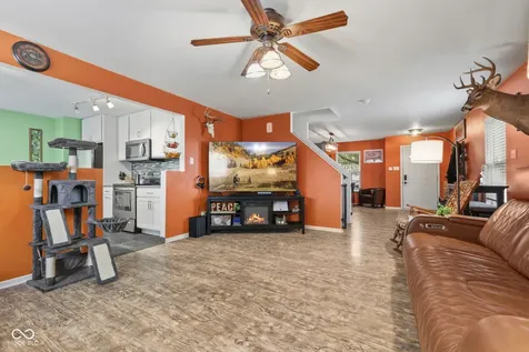 1179 N Aberdeen Drive Franklin IN 46131