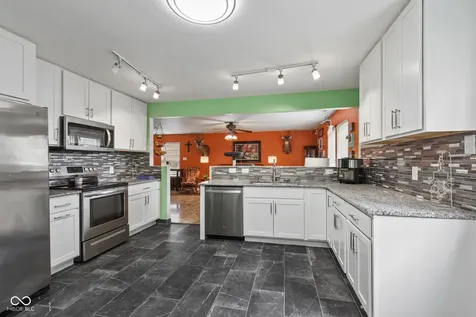 1179 N Aberdeen Drive Franklin IN 46131