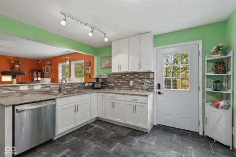 1179 N Aberdeen Drive Franklin IN 46131