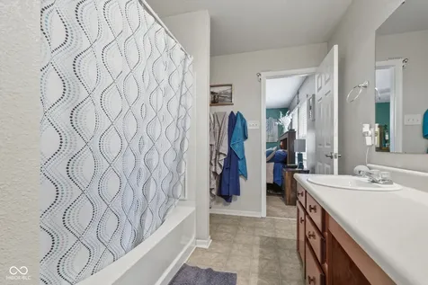 1179 N Aberdeen Drive Franklin IN 46131