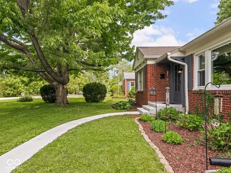 209 Burbank Road Indianapolis IN 46219