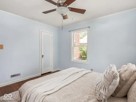 209 Burbank Road Indianapolis IN 46219