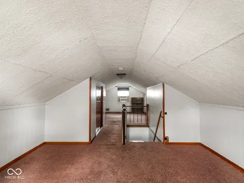 209 Burbank Road Indianapolis IN 46219