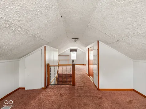 209 Burbank Road Indianapolis IN 46219