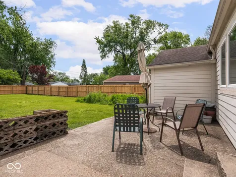 209 Burbank Road Indianapolis IN 46219