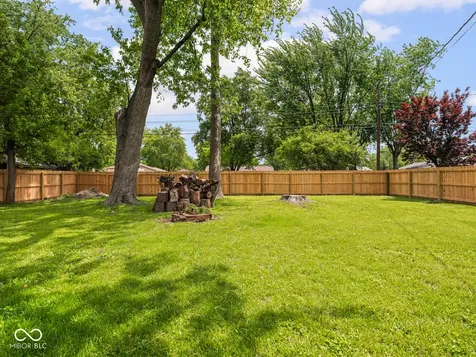 209 Burbank Road Indianapolis IN 46219