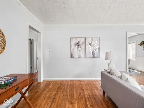 209 Burbank Road Indianapolis IN 46219
